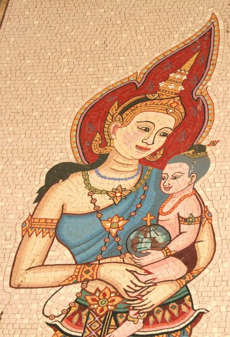 thai-mary-and-jesus