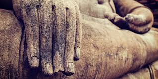 A guide to Buddhist hand&nbsp;gestures