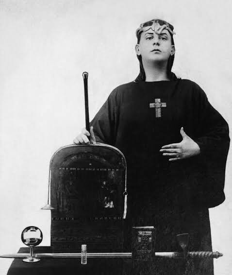 Love and do what thou&nbsp;wilt